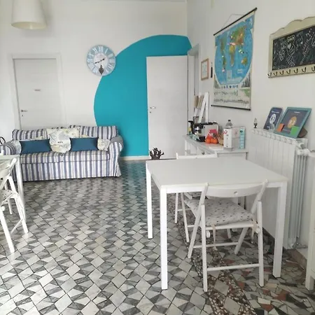 Maison De Revel Bed & Breakfast 3*
