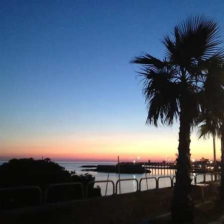 Maison De Revel Bed & Breakfast 4*