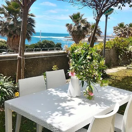 Bed & Breakfast Maison De Revel 4*