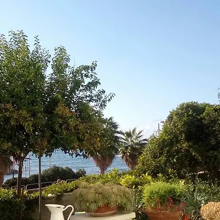 Bed & Breakfast Maison De Revel