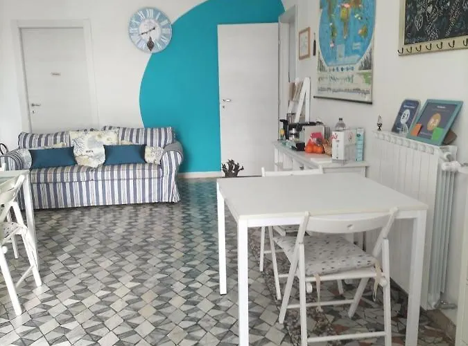 Maison De Revel Alojamento de Acomodação e Pequeno-almoço 3*