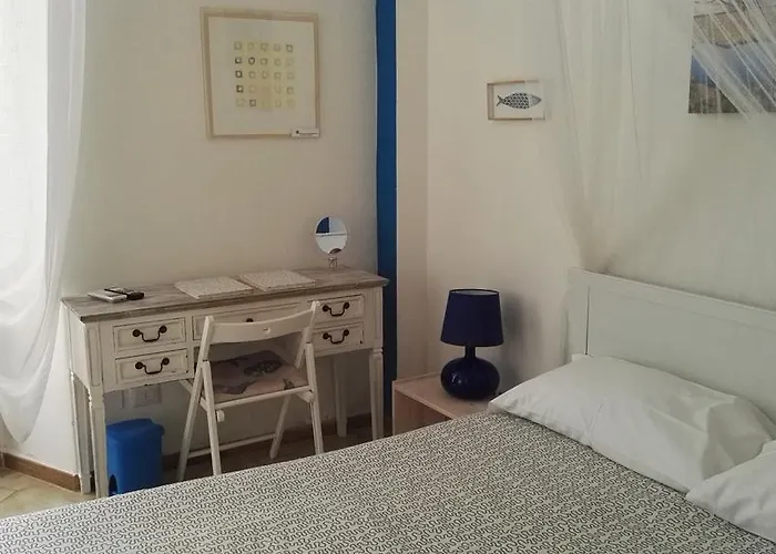Maison De Revel Alojamento de Acomodação e Pequeno-almoço Civitavecchia