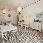 Maison De Revel B&B