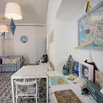 Maison De Revel B&B