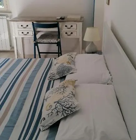 Maison De Revel Civitavecchia