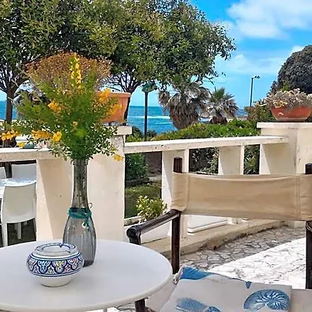 Bed & Breakfast Maison De Revel 3*