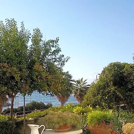 Bed & Breakfast Maison De Revel