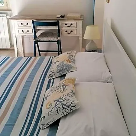 Maison De Revel Bed & Breakfast Civitavecchia