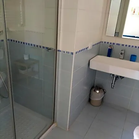 Maison De Revel Bed & Breakfast 3*