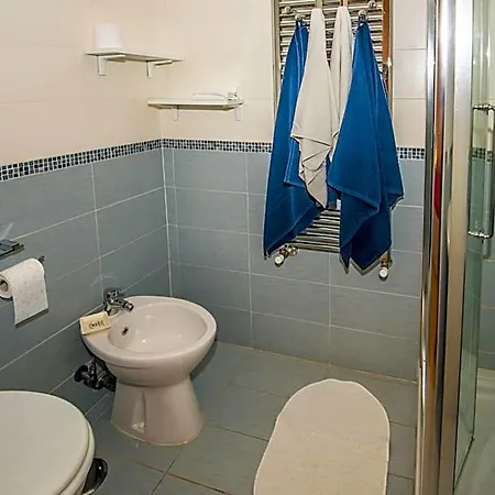 Maison De Revel 3*